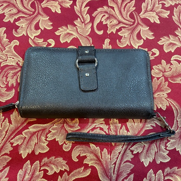 Brown Billfold, Purse ,Clutch, Lots of pockets Women's - Picture 1 of 8